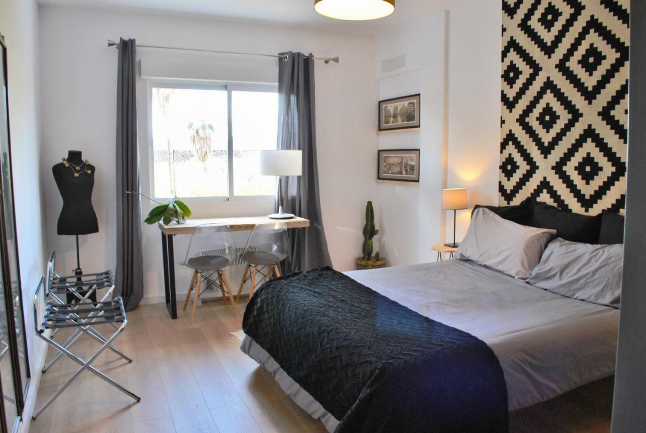 The Boho-Chic Oasis, Lovely City Center Apartment Málaga Buitenkant foto